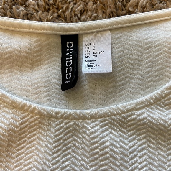 H&M | Lot of 2 Black and White Peplum Tops - Picture 8 of 9